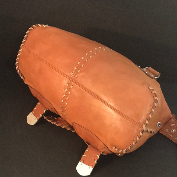 MICHAEL KORS STUNNING 100% LEATHER BOHO BAG WITH TOP STITCHING - Picture 5 of 12